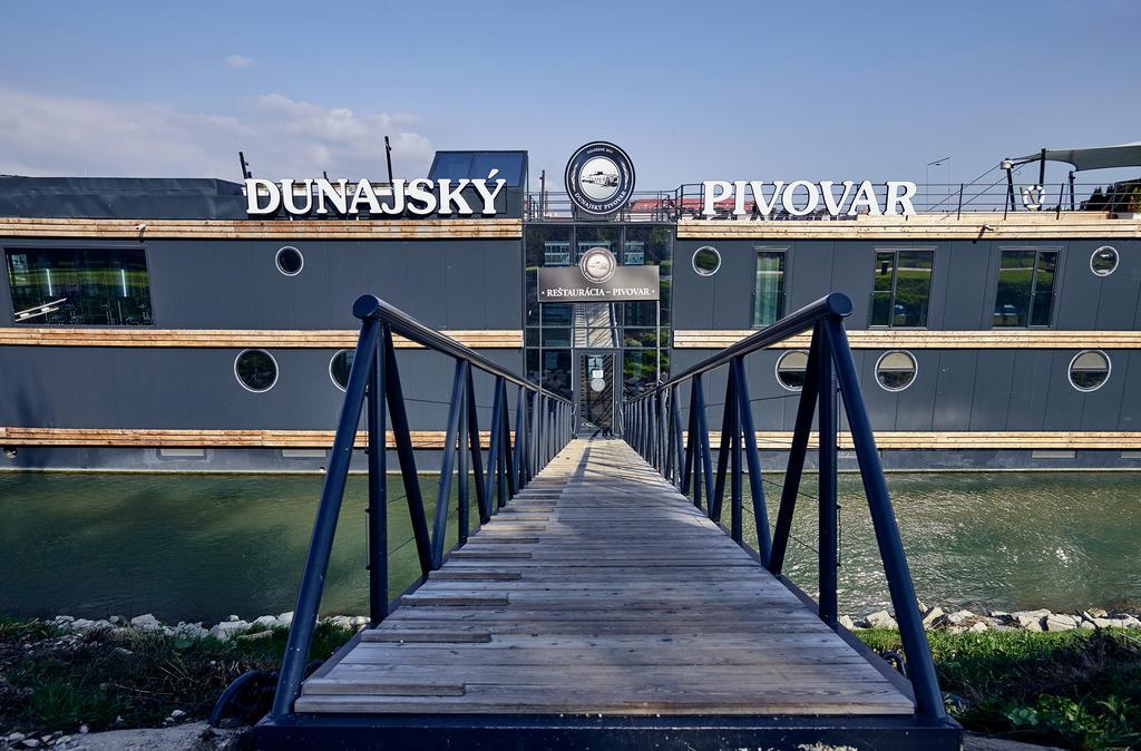 Botel Dunajsky Pivovar Bratislava Exterior photo