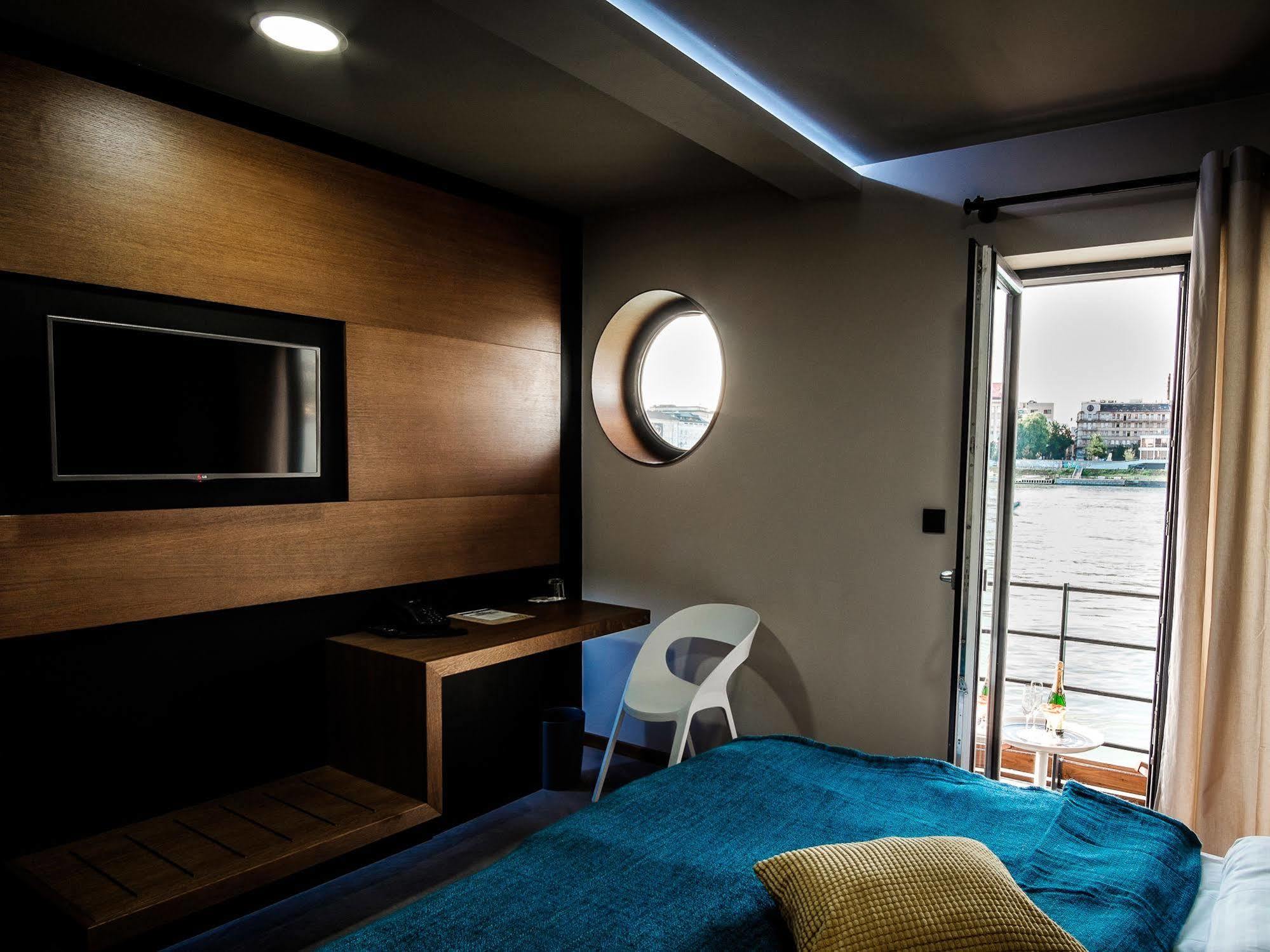 Botel Dunajsky Pivovar Bratislava Exterior photo